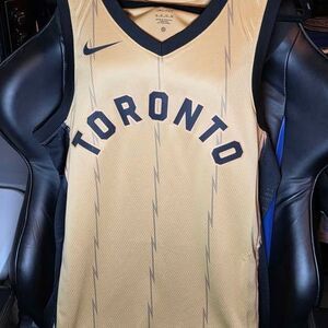 Toronto Raptor Mens XL City Edition Team Jersey